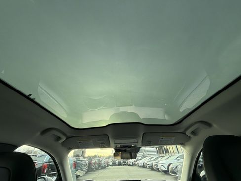 Used 2021 Ford Mustang Mach-E Premium image 24