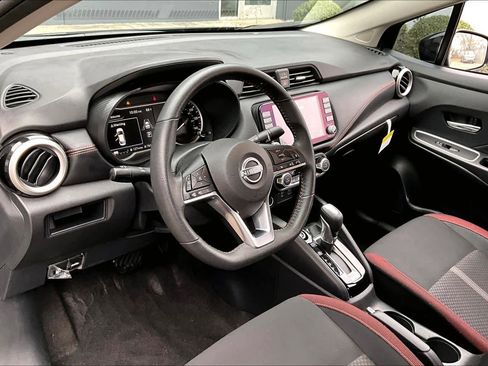 Used 2025 Nissan Versa SR w/ Trunk Package image 16