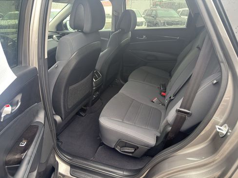 Used 2016 Kia Sorento FWD w/ LX Convenience Package image 23