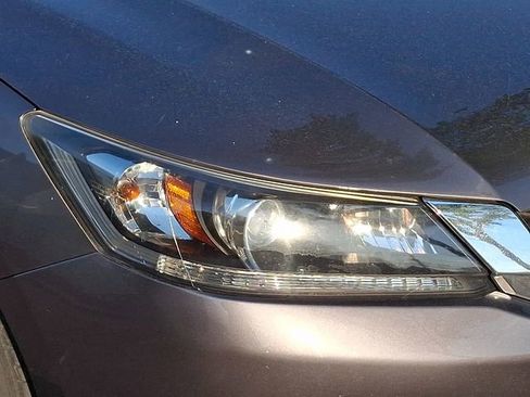 Used 2013 Honda Accord LX image 9