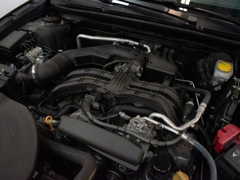 Certified 2024 Subaru Outback Limited AWD/4WD image 10