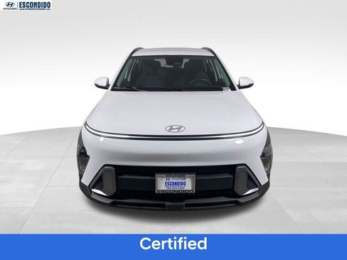 Certified 2025 Hyundai Kona SEL FWD image 8