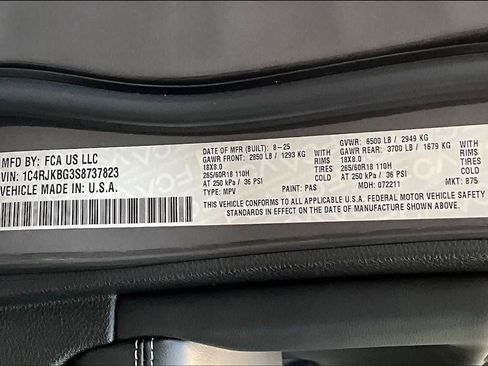 New 2025 Jeep Grand Cherokee L Limited w/ Luxury Tech Group II AWD/4WD image 21