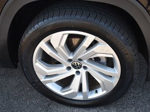 Used 2022 Volkswagen Atlas SE image 11