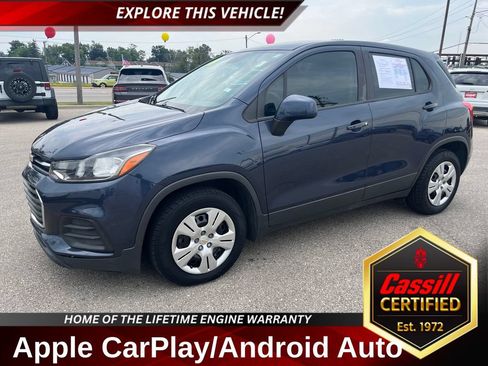 Used 2018 Chevrolet Trax LS w/ LPO, Cargo Package FWD image 1