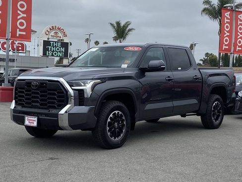 Certified 2026 Toyota Tundra SR5 w/ TRD Off-Road Package AWD/4WD image 39