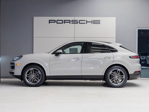 Certified 2026 Porsche Cayenne Coupe image 2