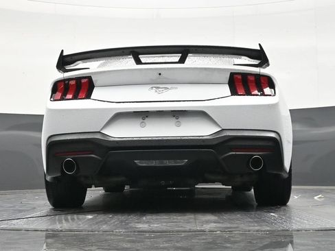 Used 2024 Ford Mustang Coupe RWD image 23