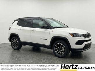 Used 2025 Jeep Compass Trailhawk video 1
