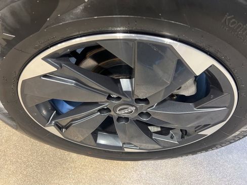 Certified 2024 Nissan Rogue SV image 44