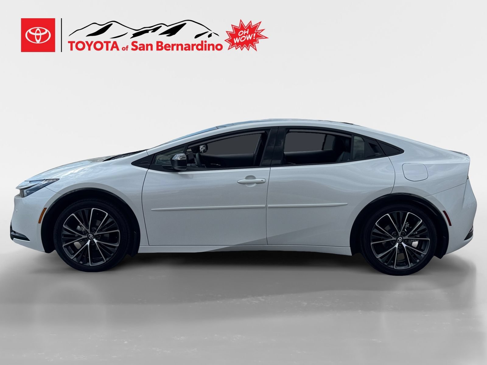 New 2027 Toyota Prius Limited FWD image 2