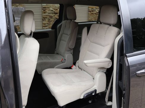 Used 2017 Dodge Grand Caravan SE w/ Power Window Group FWD image 22