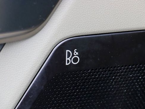 Used 2025 Ford F250 Platinum w/ Platinum Plus Package image 17