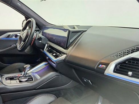 Used 2023 BMW XM Base image 19