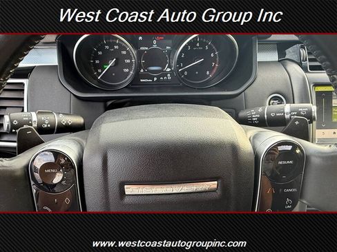 Used 2020 Land Rover Discovery Landmark AWD/4WD image 26