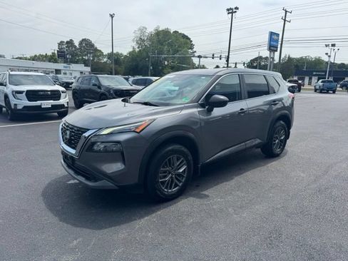 Used 2023 Nissan Rogue S FWD image 12