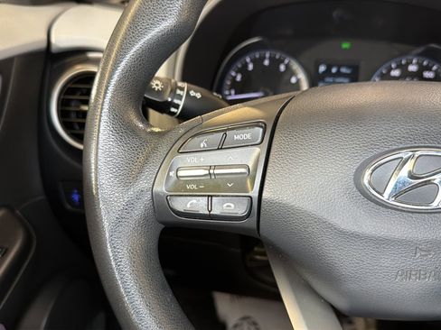 Used 2019 Hyundai Kona SE AWD/4WD image 27