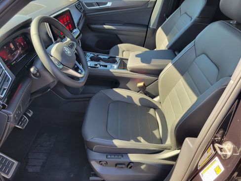 New 2026 Volkswagen Atlas Cross Sport SEL R-Line AWD/4WD image 6