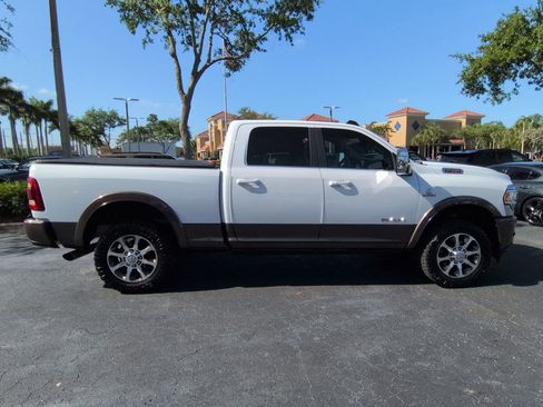 Used 2023 RAM 2500 Limited AWD/4WD image 2