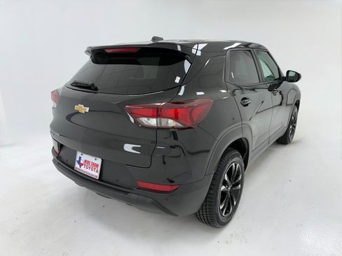 Used 2024 Chevrolet TrailBlazer LS w/ LS Convenience Package image 40