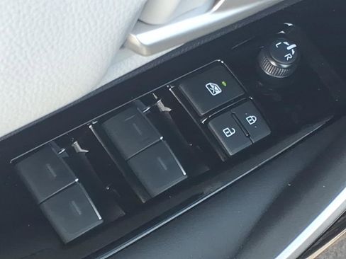 Certified 2025 Toyota Corolla XSE FWD image 14