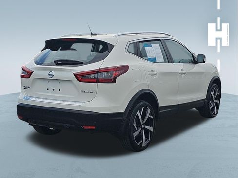 Used 2022 Nissan Rogue Sport SL AWD/4WD image 4