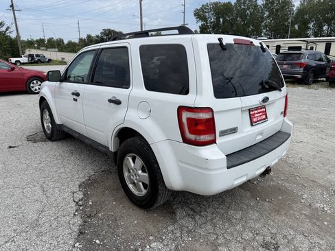 Used 2011 Ford Escape XLT w/ Class II Trailer Tow Pkg AWD/4WD image 5