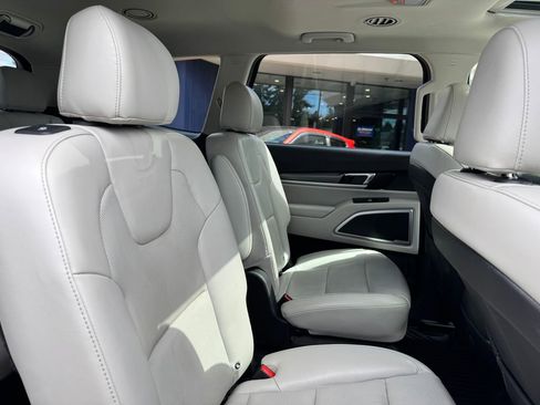 Used 2020 Kia Telluride S AWD/4WD image 15