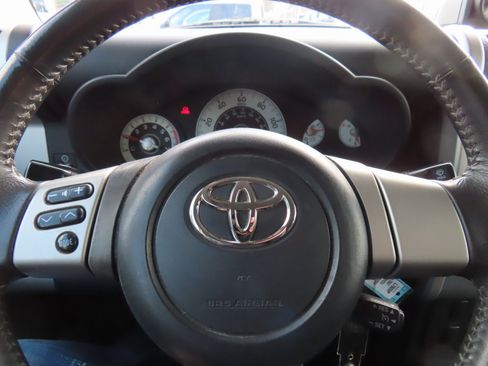 Used 2007 Toyota FJ Cruiser 4WD image 13