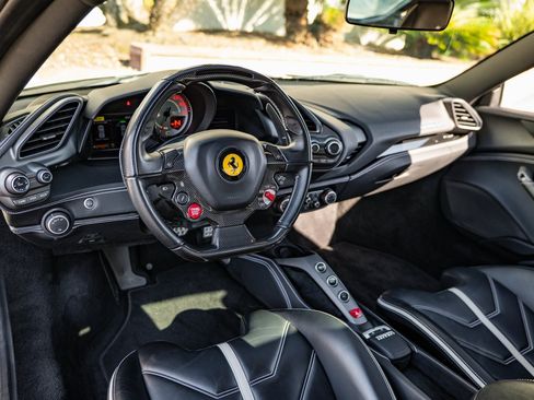 Used 2017 Ferrari 488 GTB image 28