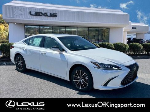 New 2025 Lexus ES 300h w/ Premium Package image 6
