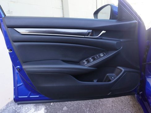 Used 2019 Honda Accord Sport image 26