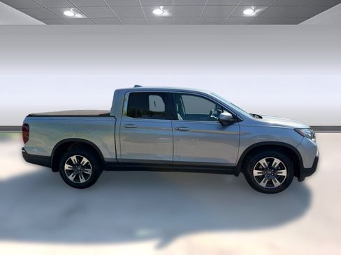 Used 2017 Honda Ridgeline RTL-T image 8
