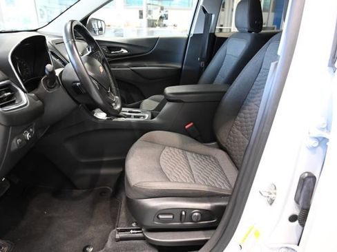 Used 2021 Chevrolet Equinox LT image 9