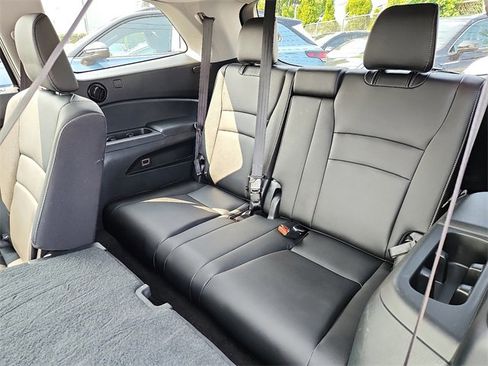 Used 2022 Honda Pilot Special Edition image 12