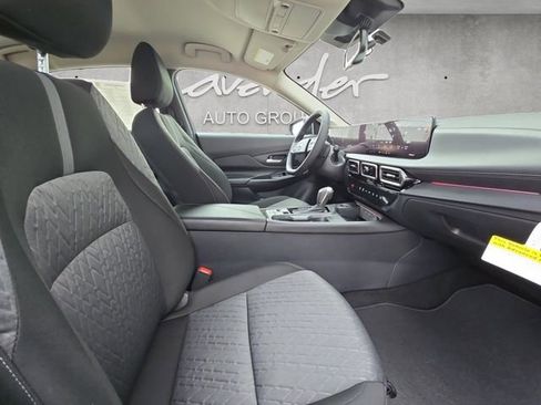 New 2026 Nissan Sentra SV image 24