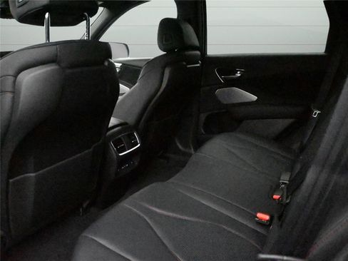 Certified 2025 Acura RDX A-Spec image 9