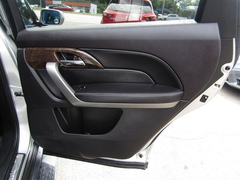 Used 2010 Acura MDX w/ Technology Package AWD/4WD image 23