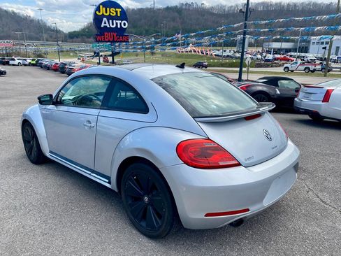 Used 2013 Volkswagen Beetle 2.0T image 5