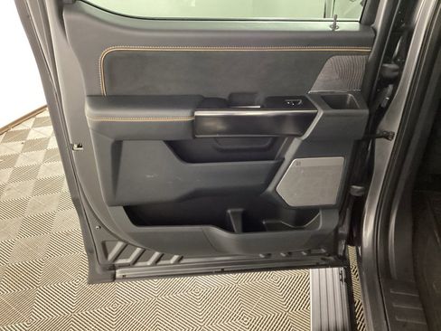 Used 2021 Ford F150 Platinum image 16