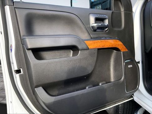 Used 2019 Chevrolet Silverado 3500 High Country w/ Duramax Plus Package image 24