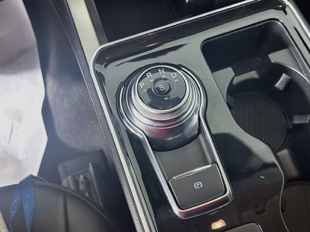 Used 2020 Ford Edge SEL w/ Convenience Package AWD/4WD image 16