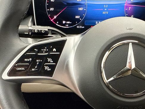 Certified 2026 Mercedes-Benz GLC 300 4MATIC image 11