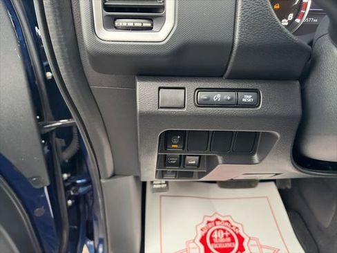 Used 2023 Nissan Frontier SV w/ Technology Package image 19