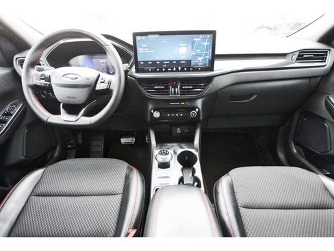 Used 2023 Ford Escape ST-Line w/ Tech Pack #1 FWD image 8