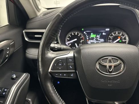 Used 2021 Toyota Highlander Platinum image 50