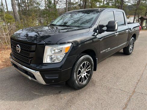 Used 2020 Nissan Titan SV w/ SV Convenience Package AWD/4WD image 6