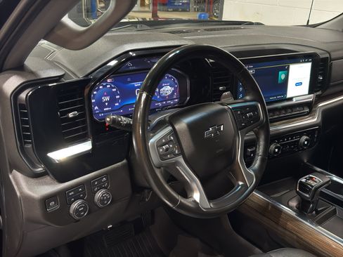 Used 2024 Chevrolet Silverado 1500 RST AWD/4WD image 20