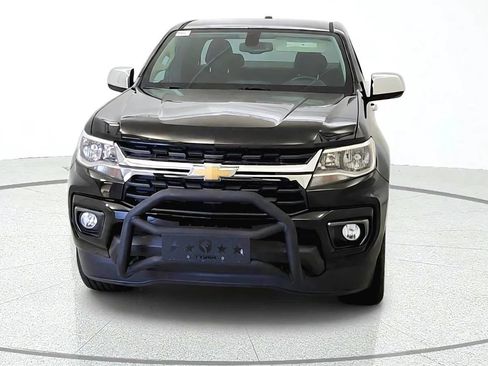 Used 2021 Chevrolet Colorado LT w/ Chrome Appearance Package AWD/4WD image 3