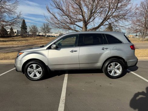 Used 2011 Acura MDX w/ Technology & Entertainment AWD/4WD image 2